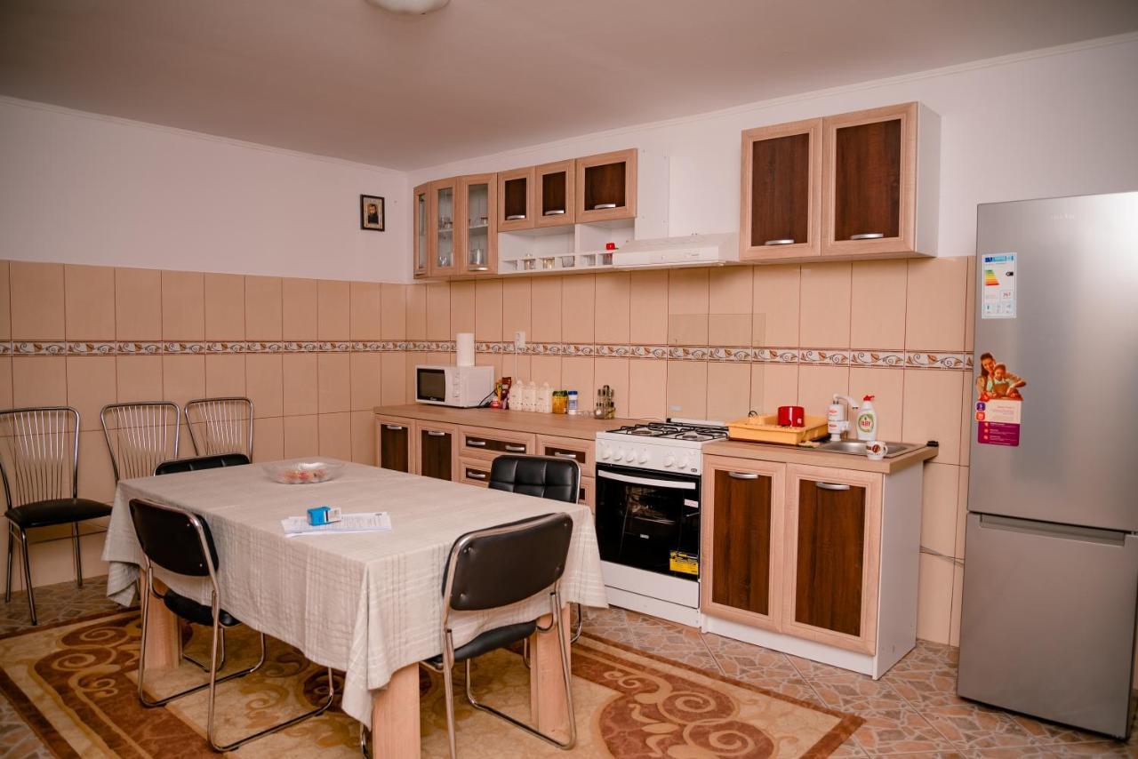 Pensiunea Happy Flowers Greci Exterior foto